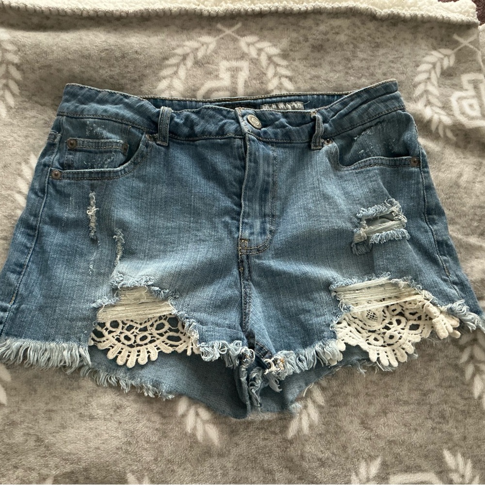 Aeropostale High Wasted Shorty Distressed Jean Shorts with Lace Accents, Size 8